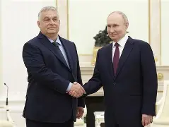 开云体育中国官方入口-里程碑夜纽卡斯尔止住颓势，欧冠今夜刷纪录，质疑声仍在，细节决定成败